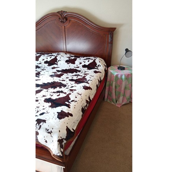 Brown Cow Print Blanket Flannel Blanket - Brown & White - King Size - Picture 9 of 9